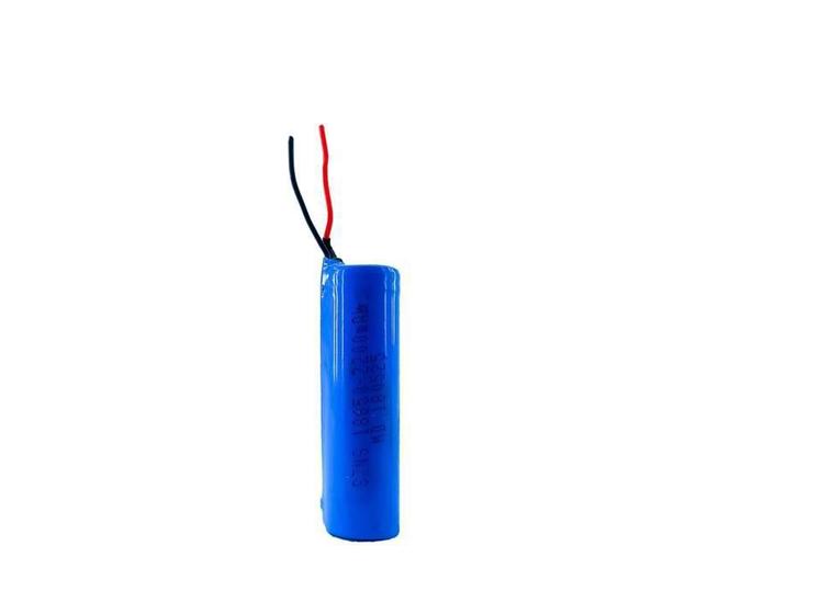 Super Bateria 3,7V 18650 2200Mah Com Fio Menor preço em Super Bateria 3,7V 18650 2200Mah Com Fio