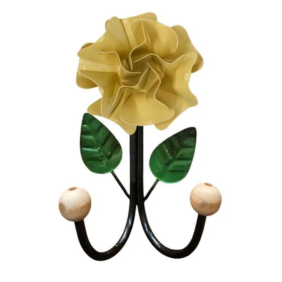 Imagem de Suporte Cabideiro Rústico de Parede em Ferro com Flor (TN2299CF1.6) com 1 ou 2 Ganchos
