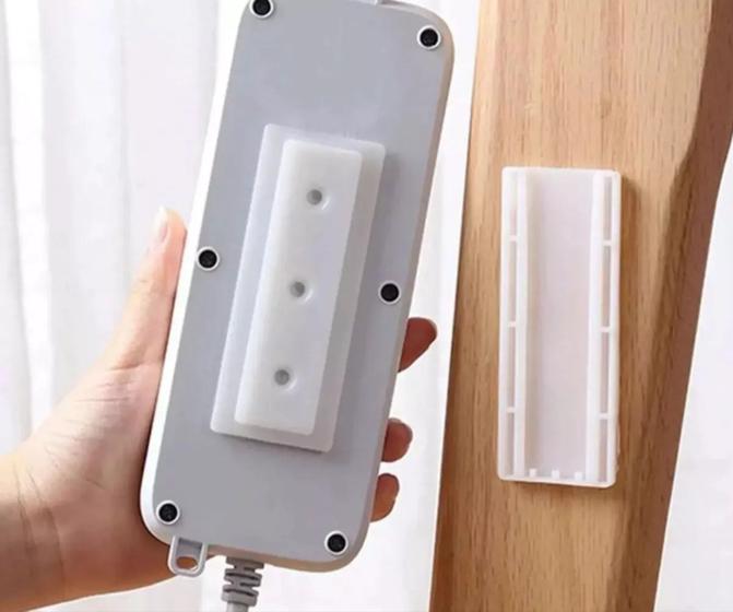 Imagem de Suporte de Parede para Cabos e Extensões com Design Compacto