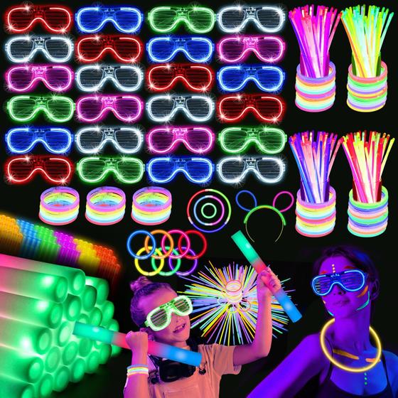 Imagem de Suprimentos para festas SHQDD 248 PCS Glow Sticks, óculos LED e espuma