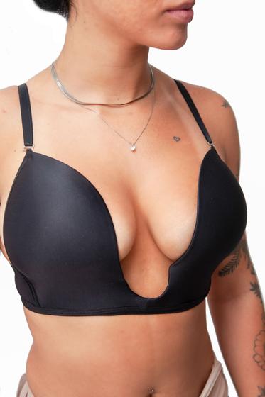 Imagem de Sutien Decote U Profundo Push Up Efeito Magico Modela