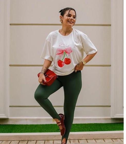 Imagem de T- shirt Feminina Oversized Cherry Lokahi Bege