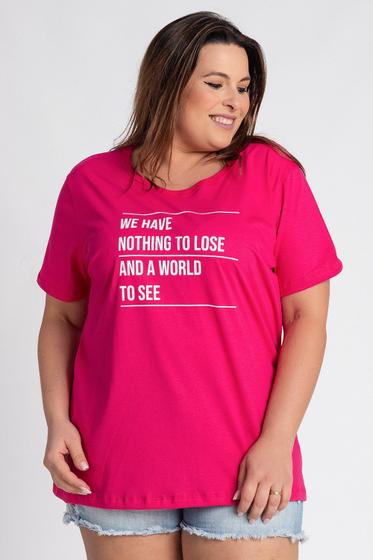 Imagem de T-shirt Feminina Plus Size Estampada "We have nothing to lose and a world to see" - Serena