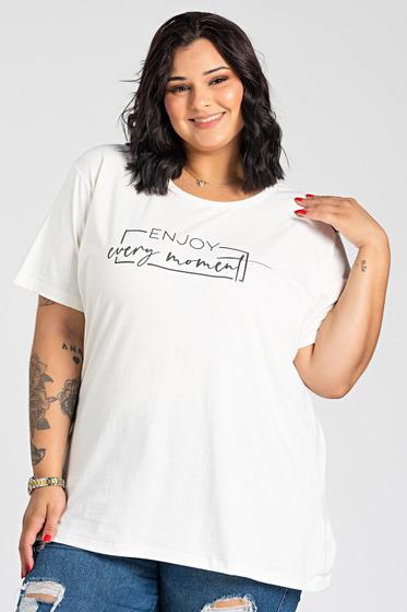 Imagem de T-shirt Feminina Plus Size  Malha Algodão Estampada "Enjoy" - Serena