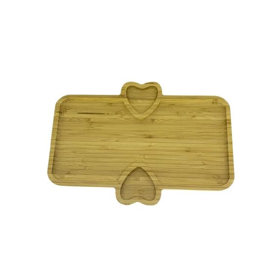 Imagem de Tábua de Bambu Retangular Com Alças de Coração. 33x23
