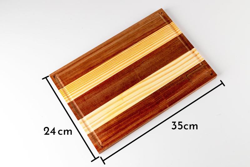 Imagem de Tábua de Pinus com Jequitibá Madeira Alta Qualidade 35x24 cm