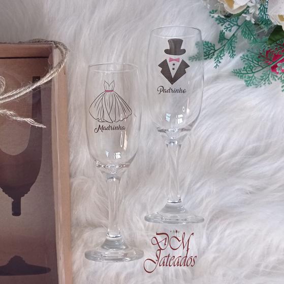 Imagem de Taça de Champanhe em vidro com caixa presente convite casamento batismo padrinhos e madrinha