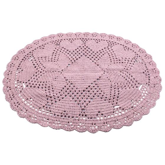 Imagem de Tapete Artesanal de Crochê Ciranda de Coração 80 x 59 Rosa Claro Feito A Mão Para Sala Quarto Mesa Cozinha Banheiro