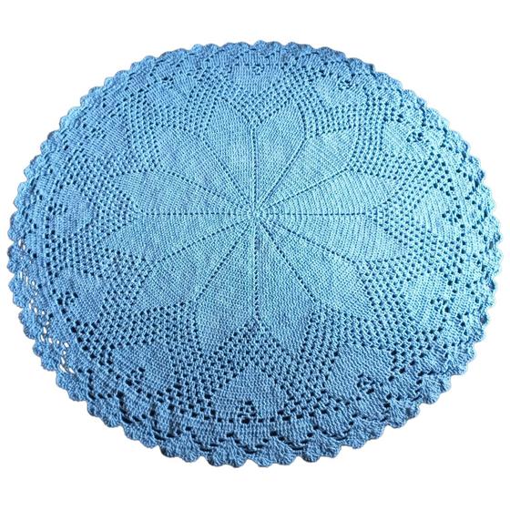 Imagem de Tapete Azul Bebê de Crochê Redondo Feito à Mão com 1,18 Metros de Diâmetro para Decoração