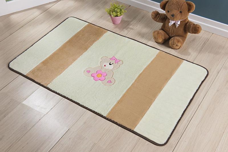 Imagem de Tapete Infantil Big Premium - 1,20 m x 74 cm - Ursa Flor - Bege