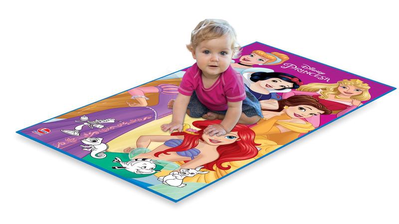 Imagem de Tapete Infantil Princesas Disney 140 x 70cm Base Decorativa