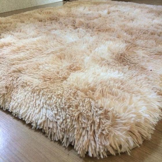 Tapete Para Sala Peludo Felpudo Macio 1,40x2,00 Bege Mesclado Menor preço em Tapete Para Sala Peludo Felpudo Macio 1,40x2,00 Bege Mesclado