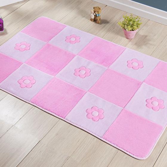 Tapete Passadeira Pelúcia P/ Quarto Menina Margaridas Premium Antiderrapante - Rosa Menor preço em Tapete Passadeira Pelúcia P/ Quarto Menina Margaridas Premium Antiderrapante - Rosa