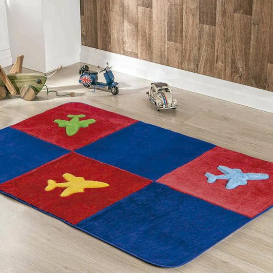 Tapete Passadeira Pelúcia Quarto Meninos Aviãozinho Premium Antiderrapante - Vermelho Menor preço em Tapete Passadeira Pelúcia Quarto Meninos Aviãozinho Premium Antiderrapante - Vermelho