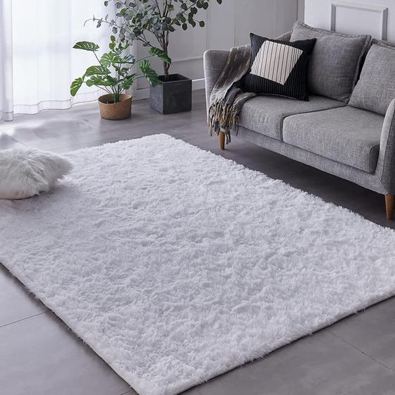 Imagem de Tapete Pelo Alto Felpudo Peludo Macio Anti Derrapante Alérgico Branco 100 x 120 cm Sala Quarto Escritório