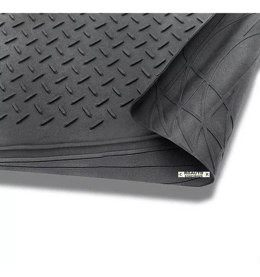 Imagem de Tapete Porta Mala Borracha Impermeavel Tracker Preto 2009 2010