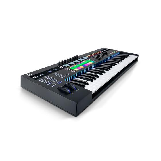 Teclado Controlador USB/MIDI SL MK3 Novation Menor preço em Teclado Controlador USB/MIDI SL MK3 Novation