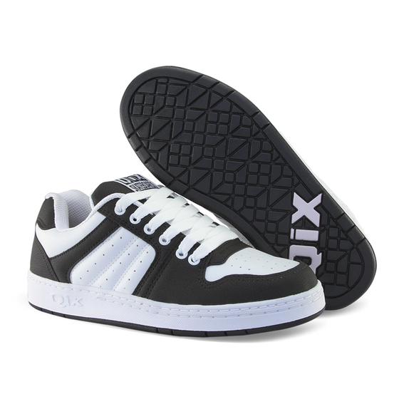 Tênis Qix Skateboard 80S - Cor Branco/ Preto - Ref: 52010005 Menor preço em Tênis Qix Skateboard 80S - Cor Branco/ Preto - Ref: 52010005