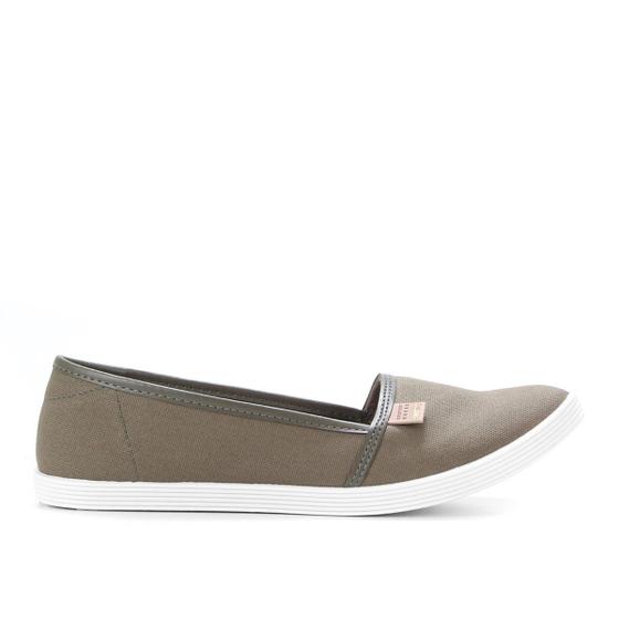 Imagem de Tênis Slip On Beira Rio Liso Feminino