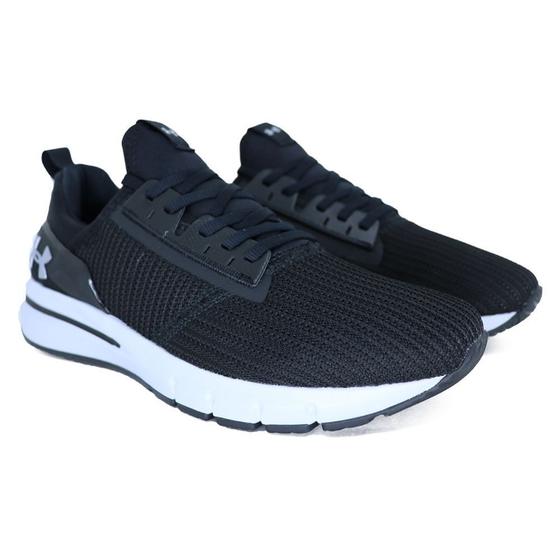 Imagem de Tênis Under Armour Charged Cruize Preto