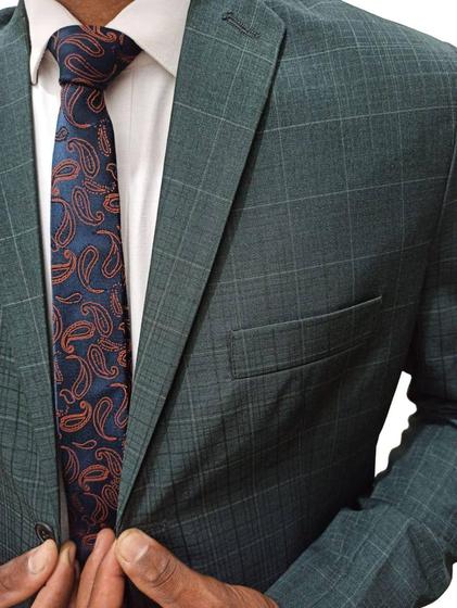 Terno Slim Italiano Masculino Menor preço em Terno Slim Italiano Masculino