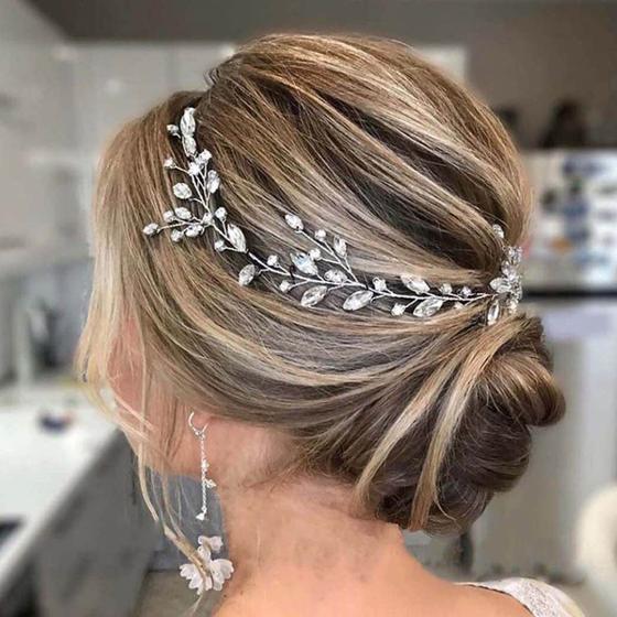 Imagem de Tiara Arranjo Cabelo Noiva Pérol Prateada Fio Strass Cristal