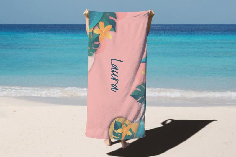 Imagem de Toalha de Banho Verão Praia Fundo Rosa Personalizado Nome Laura