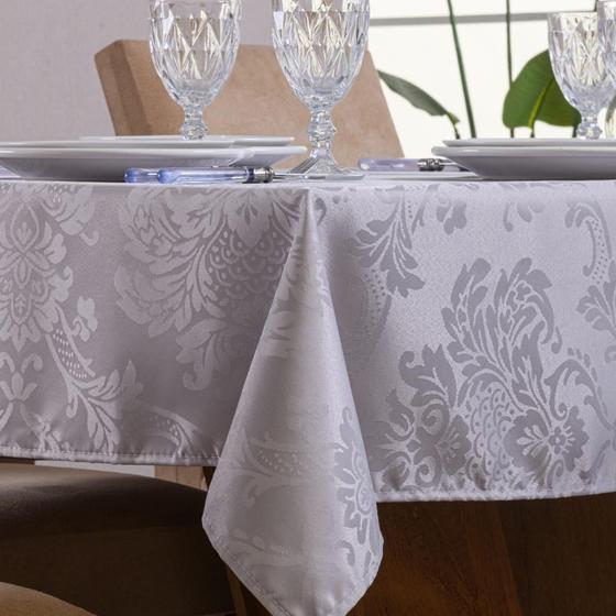 Imagem de Toalha De Mesa 6 Lugares 2,00mts X 1,40mts Quadrada Jacquard Acabamento Em Bainha