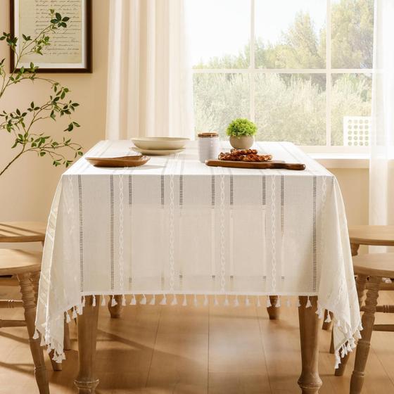 Imagem de Toalha de Mesa Bordada ZeeMart - Estilo Boho Ivory com Bainha Listrada