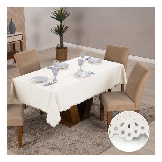 Imagem de Toalha de mesa oxford 2,20x1,50m com bordado ultrassonico