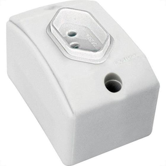 Imagem de Tomada Externa Perlex 2 Polos +Terra 20A Retangular Branca 715Brc/10