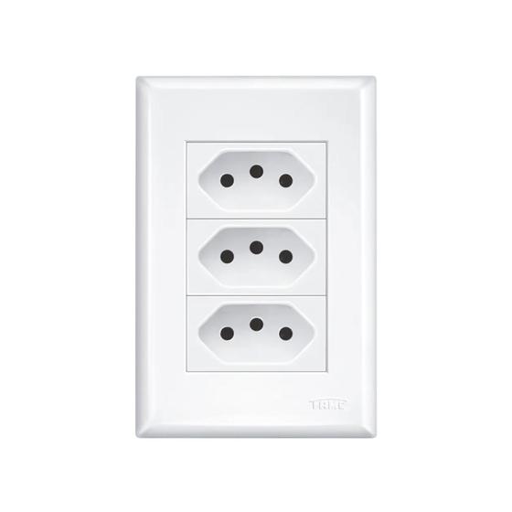Imagem de Tomada tripla 2p+T 20a/250v com placa 4x2 Fame Evidence Branca