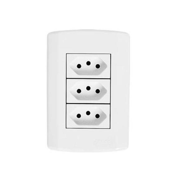 Imagem de Tomada Tripla 2x4 Com Placa 10a Modular Pluzie