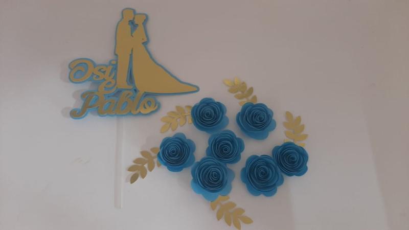 Imagem de Topo de Bolo Flores Casamento Azul com Dourado personalizado