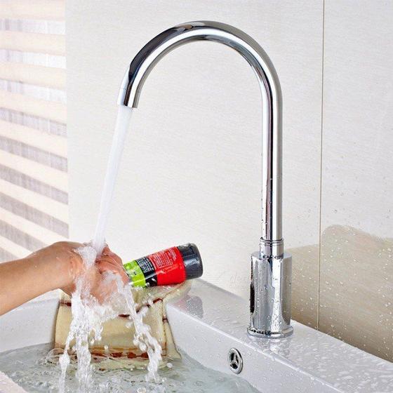 Torneira Bica Móvel Automática com Sensor Proximidade Bivolt GH026 Menor preço em Torneira Bica Móvel Automática com Sensor Proximidade Bivolt GH026