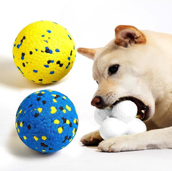 Imagem de Toy Dog Chew Toy Kimee Atom Teething Tennis Ball 3,9", pacote com 3