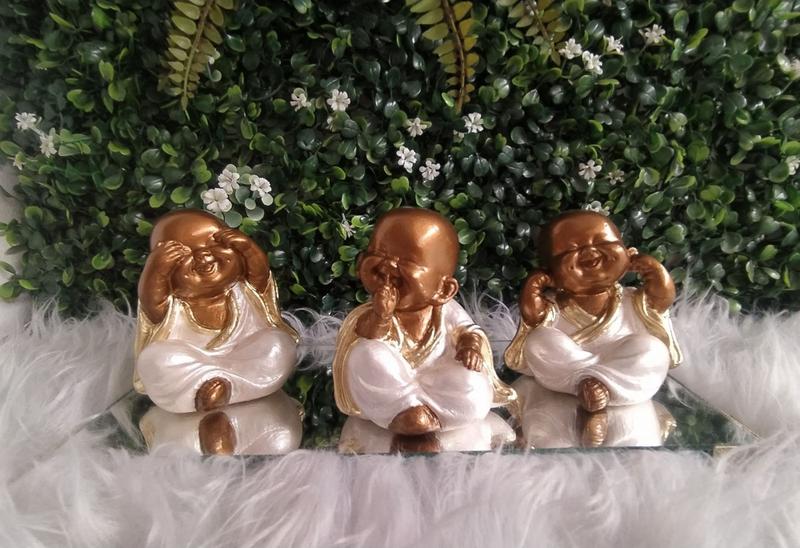Imagem de Trio de Budas Monge Bebê Cego Surdo Mudo PEROLADO Decoração