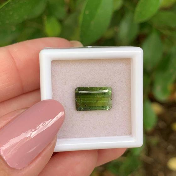 Imagem de Turmalina Verde Bicolor Baguete 2,65ct