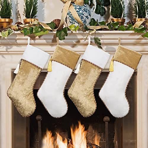 Imagem de Ugiftcorner Meias de Natal Brancas e Douradas 4 Pack Velvet Christmas Meias com Decoração Tassel Grandes Decorações de Natal para Festa de Natal da Lareira de Natal