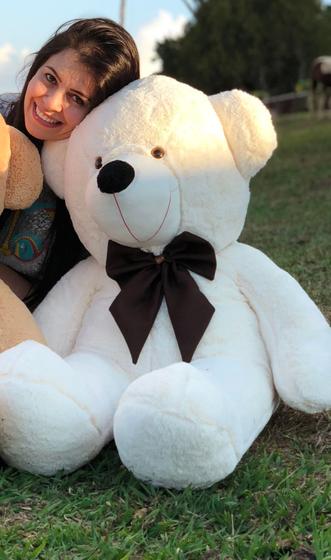 Urso Gigante Pelúcia Grande Teddy 1,10 Metro - Baunilha - Laço Marrom Menor preço em Urso Gigante Pelúcia Grande Teddy 1,10 Metro - Baunilha - Laço Marrom