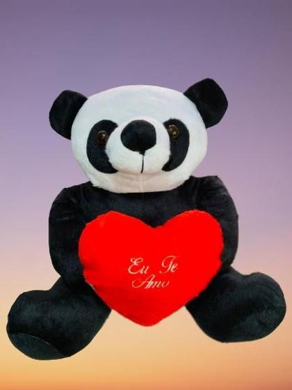 Imagem de Urso Panda De Pelúcia Com Coração Eu te Amo Para Namorada