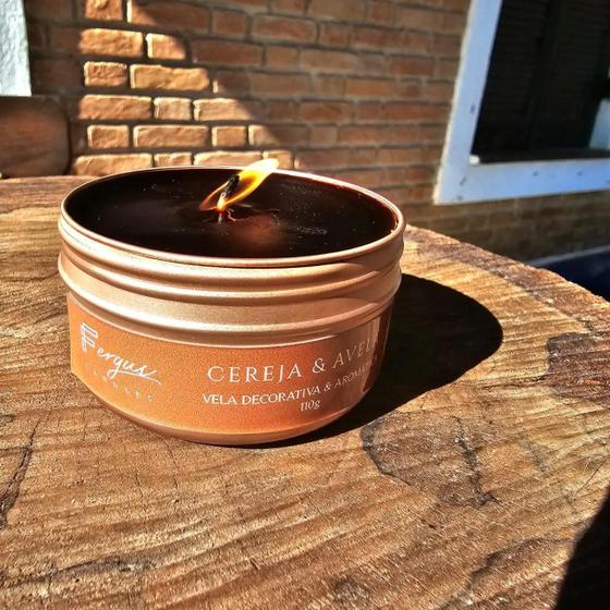 Imagem de Vela Decorativa Aromática Cereja com Avelã Fergus Candles