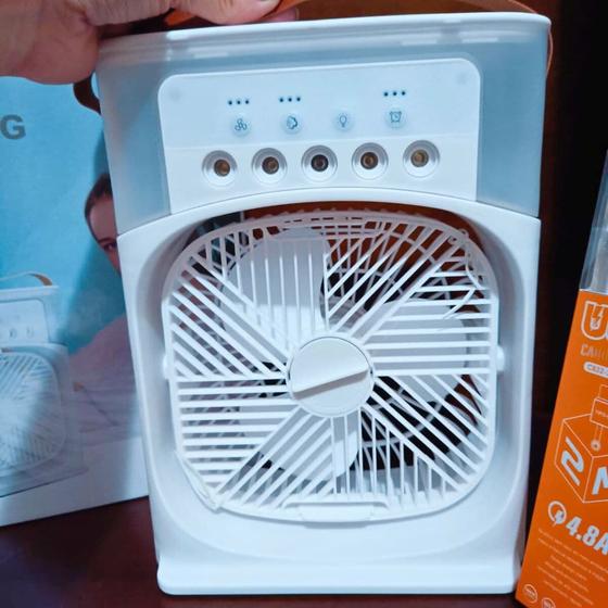 Imagem de Ventilador Portátil de Mesa Mini Umidificador Climatizador LED Água e Gelo