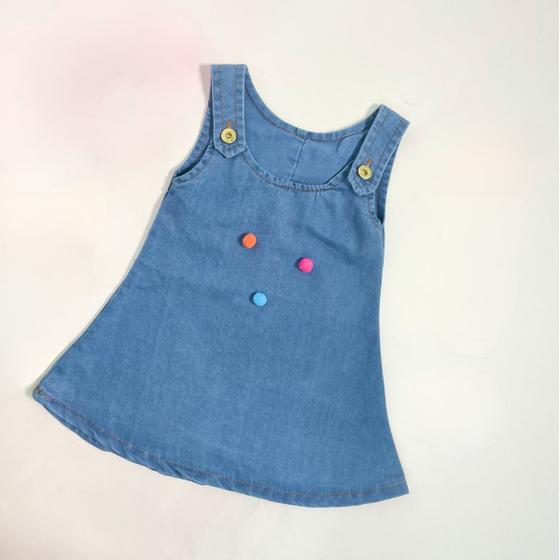 Imagem de Vestido Jeans com Botões e Pom Pom