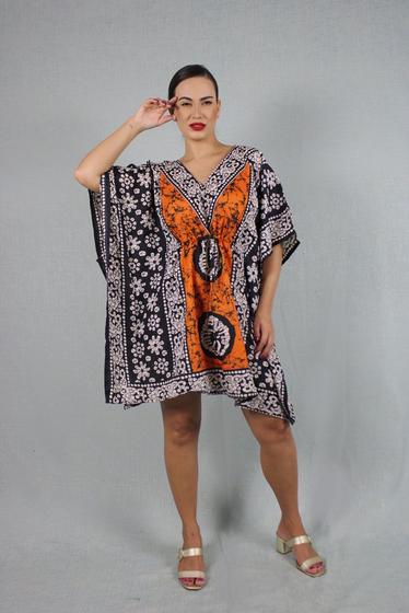 Imagem de vestido kaftan/saída de praia indiana estampada