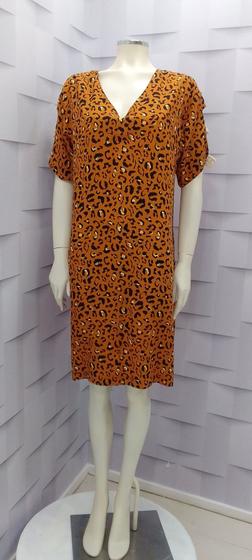 Imagem de Vestido midi em viscoso Estampado com detalhe  na manga e decote V e bolso  na lateral.  Tam 42à  48
