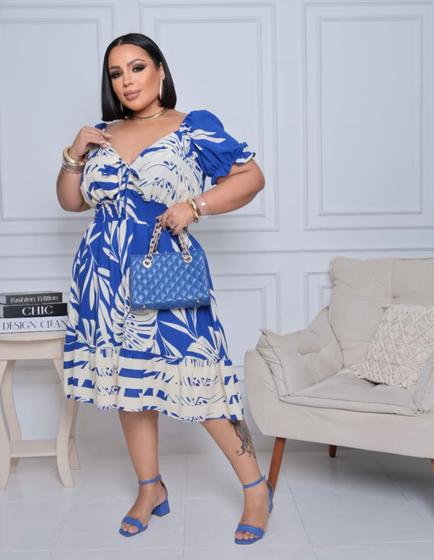 Imagem de Vestido mídi estampado PLUS size