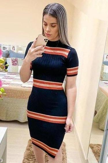 Imagem de Vestido Midi Tricot Listras Gola Alta