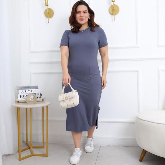 Imagem de Vestido Plus Size em Moletinho Tamanho único com 6 variações de cores que veste do 44 ao 50