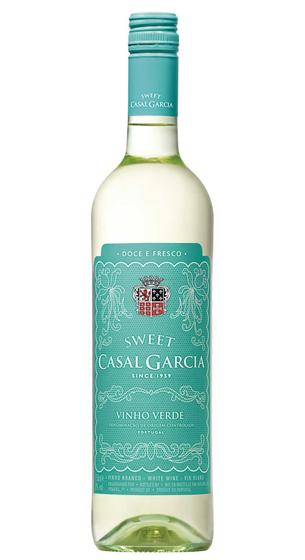 Vinho Branco Suave Casal Garcia Português 750ml Imagem de Vinho Branco Suave Casal Garcia Português 750ml
